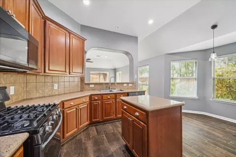 Kitchen - 20910 Sandy Briar Ct, Spring, TX 77379 photo 2 of 3