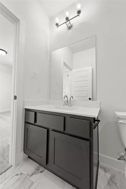 Bath - 4423 Ruby Garden Ct, Fulshear, TX 77441 photo 7 of 8