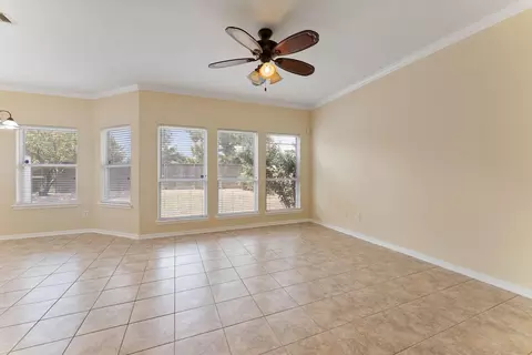 Living - 927 Northgate Springs Dr, Spring, TX 77373 photo 1 of 7