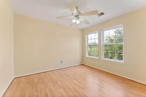 Bedroom - 927 Northgate Springs Dr, Spring, TX 77373 photo 1 of 4