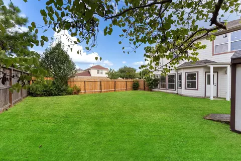 Exterior - 927 Northgate Springs Dr, Spring, TX 77373 photo 5 of 5
