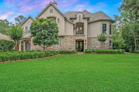 59 E Ambassador Bnd, Spring, TX 77382