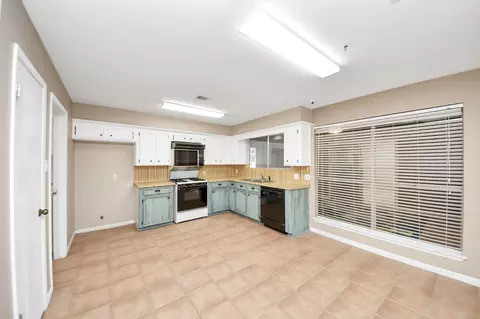 Kitchen - 30202 E Geneva Dr, Spring, TX 77386 photo 1 of 1