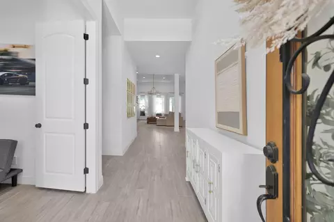 Entry Way - 4792 W Fork Blvd, Conroe, TX 77304 photo 1 of 3