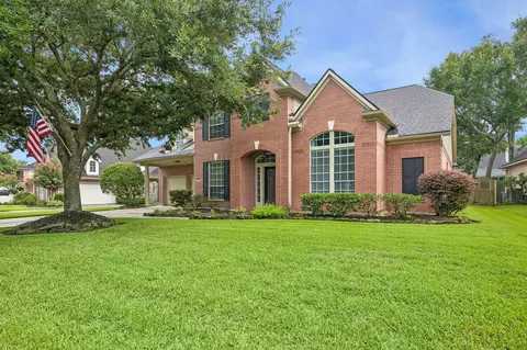 2119 Misty River Trl, Kingwood, TX 77345