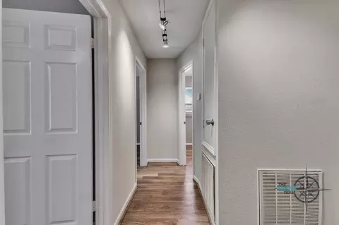 Entry Way - 707 Hildred Ave, Conroe, TX 77303 photo 2 of 2