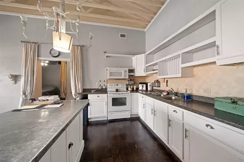 Kitchen - 26407 Preston Ave, Spring, TX 77373 photo 1 of 4