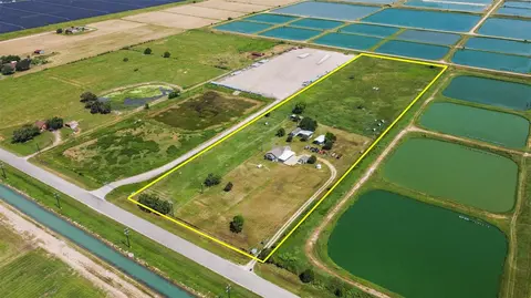 11301 S Fm 441 Rd, Louise, TX 77455