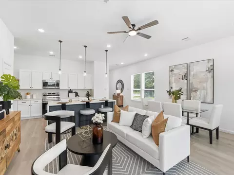 864 Rachel St #B, Houston, TX 77091