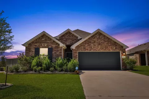 952 Gentle Moss Dr, Magnolia, TX 77354
