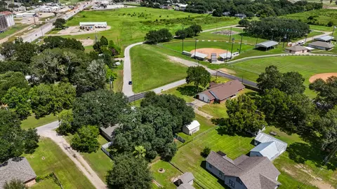 3027 Poppy St, Needville, TX 77461
