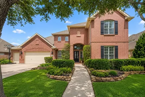 Exterior - 20722 Windrose Bend Dr, Spring, TX 77379 photo 3 of 8