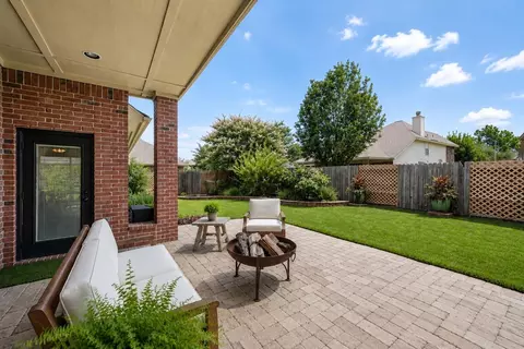 Exterior - 20722 Windrose Bend Dr, Spring, TX 77379 photo 6 of 8