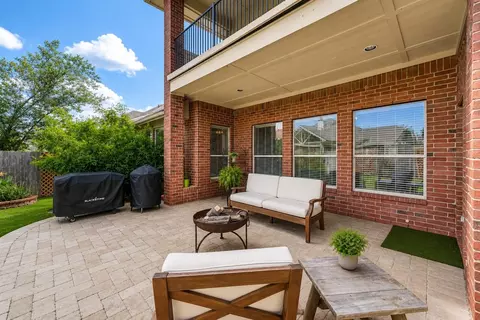 Exterior - 20722 Windrose Bend Dr, Spring, TX 77379 photo 5 of 8