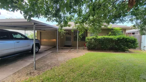 713 Missouri St, South Houston, TX 77587