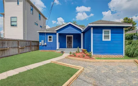 2712 Link Rd, Houston, TX 77009
