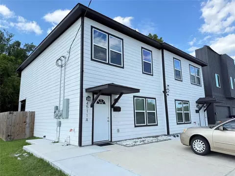 4511 Reed Rd, Houston, TX 77051