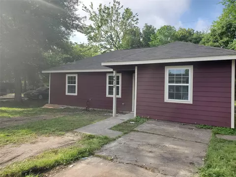 4910 Southwind St, Houston, TX 77033