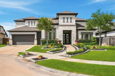 9907 Regal Bend Dr, Missouri City, TX 77459