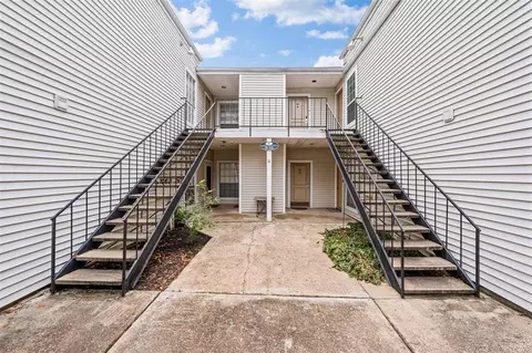 9809 Richmond Ave #E14, Houston, TX 77042