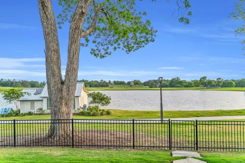 View/Area - 9727 Greenridge View Dr, Willis, TX 77318 photo 2 of 10
