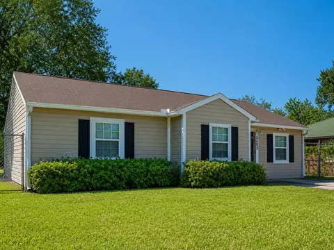4406 Dacca Dr, Houston, TX 77047
