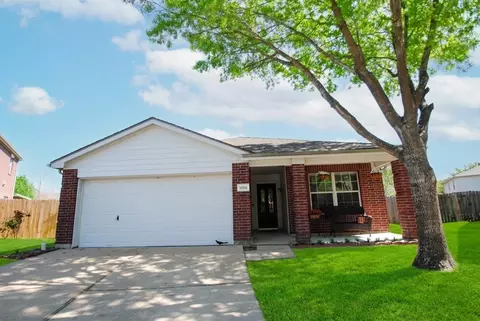 10202 Stone Cactus Dr, Houston, TX 77095