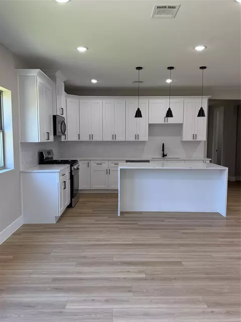 Kitchen - 2507 Martinas Ct, Spring, TX 77388 photo 1 of 2