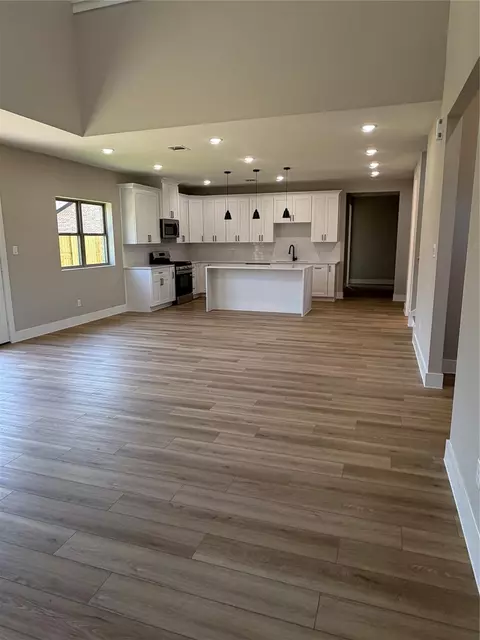 Living - 2507 Martinas Ct, Spring, TX 77388 photo 3 of 3
