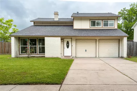 15138 Tresch Ln, Webster, TX 77598
