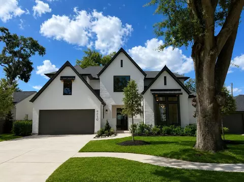 9710 Larston St, Houston, TX 77055