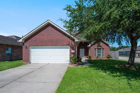 131 Sunset Falls Dr, La Marque, TX 77568