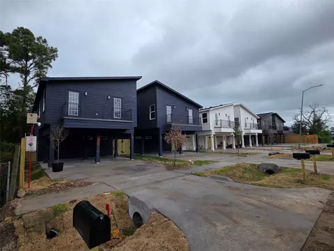 8407 Mahalia Dr, Houston, TX 77088