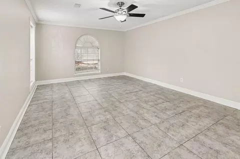 Living - 16118 Hexham Dr, Spring, TX 77379 photo 2 of 5