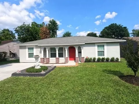 6235 Sherwood Dr, Houston, TX 77021