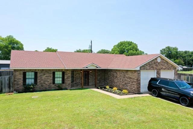 107 Carroll St, Teague, TX 75860