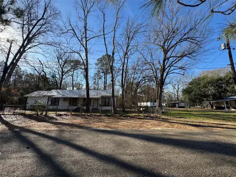 110 100 Barnard St, Livingston, TX 77351