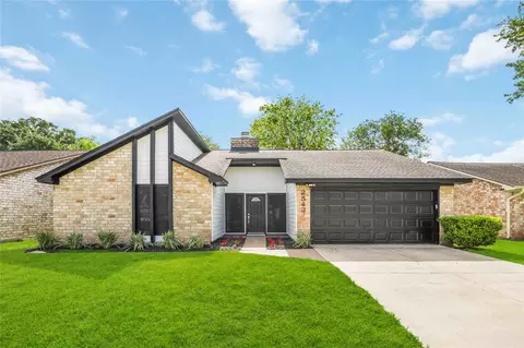 2543 Sage Brush Ln, Sugar Land, TX 77479