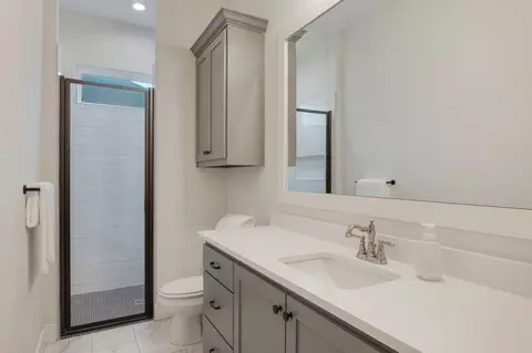 Bath - 4357 Fox River Ln, Bryan, TX 77802 photo 2 of 4