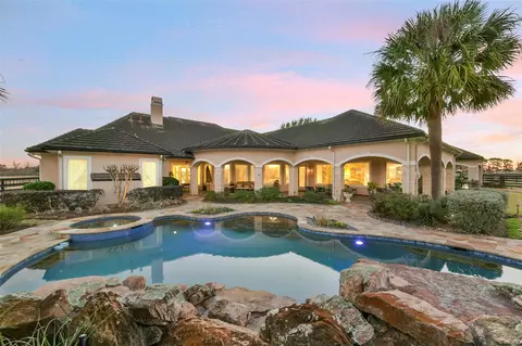8440 Fm 359 Rd, Richmond, TX 77406