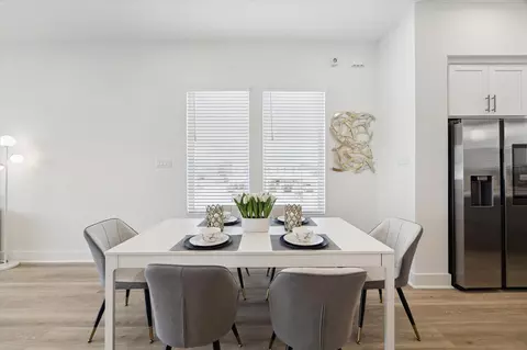 5615 Camino Encantado Dr, Houston, TX 77091