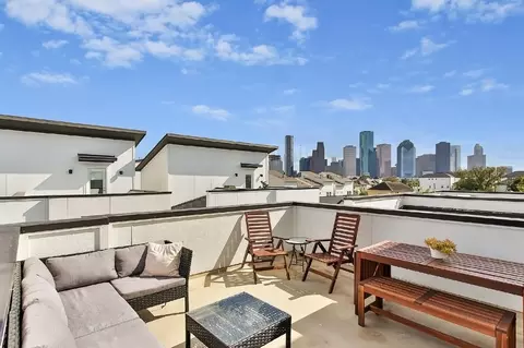 1814 Bingham St, Houston, TX 77007