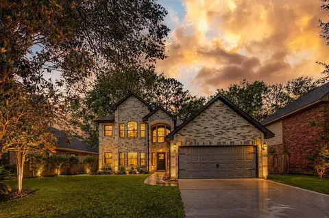 13731 Fountainview Dr, Montgomery, TX 77356