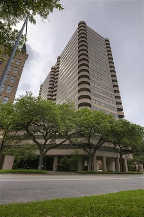 5000 Montrose Blvd #9D, Houston, TX 77006
