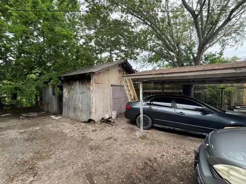 2632 2nd Ave N, Texas City, TX 77590