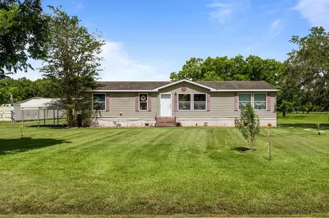 468 County Road 545, Alvin, TX 77511