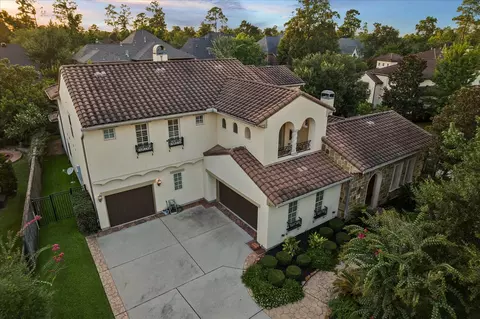 22 N Player Manor Cir, The Woodlands, TX 77382
