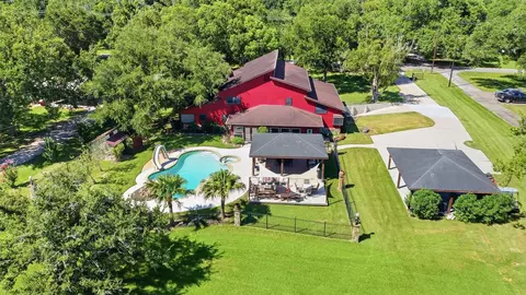 2803 County Road 145, Alvin, TX 77511