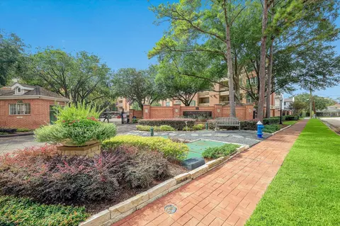2100 Welch St #C121, Houston, TX 77019
