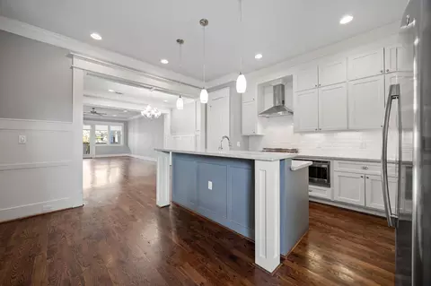 519 E 28th St, Houston, TX 77008